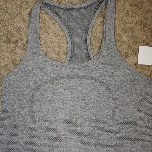 Lululemon  Swiftly Tech Racerback Tank Top 2.0 ( race length) - Picture 3 of 7